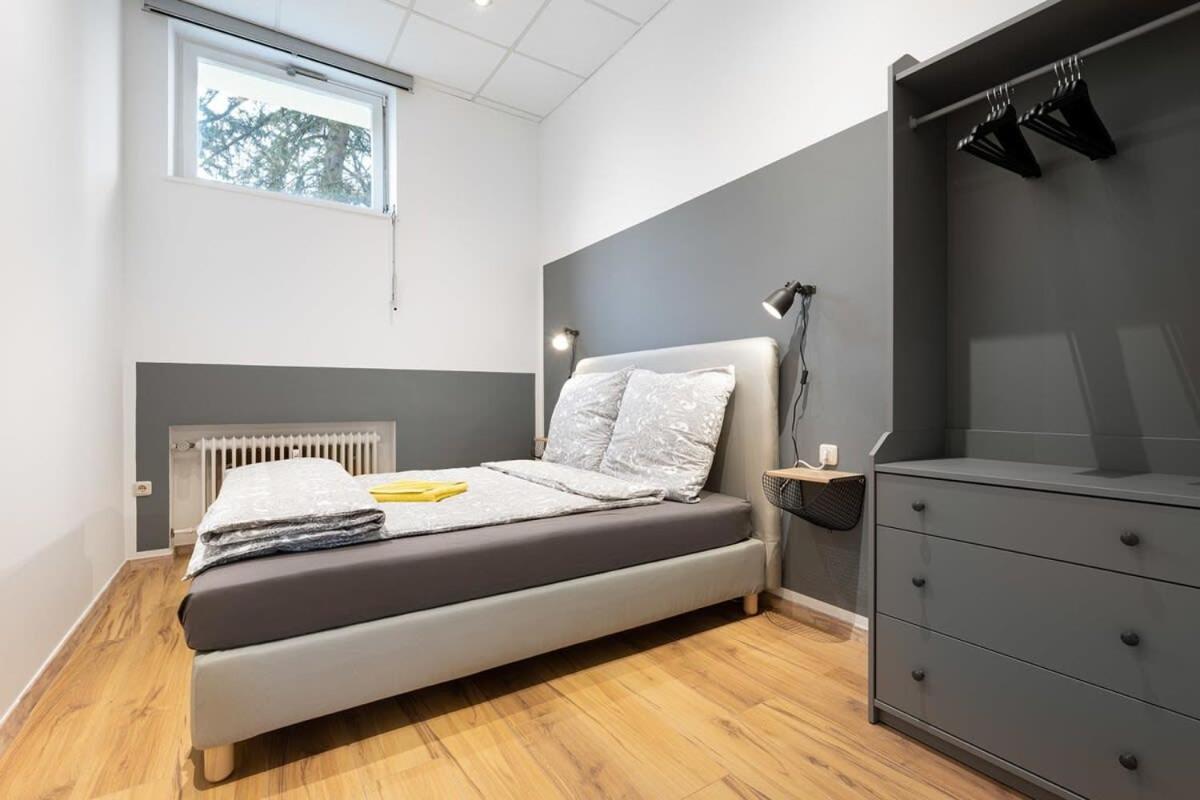 Big Central Apartment Near Rotkreuzplatz With 3 Bedroom For 12 Pax Мюнхен Екстериор снимка
