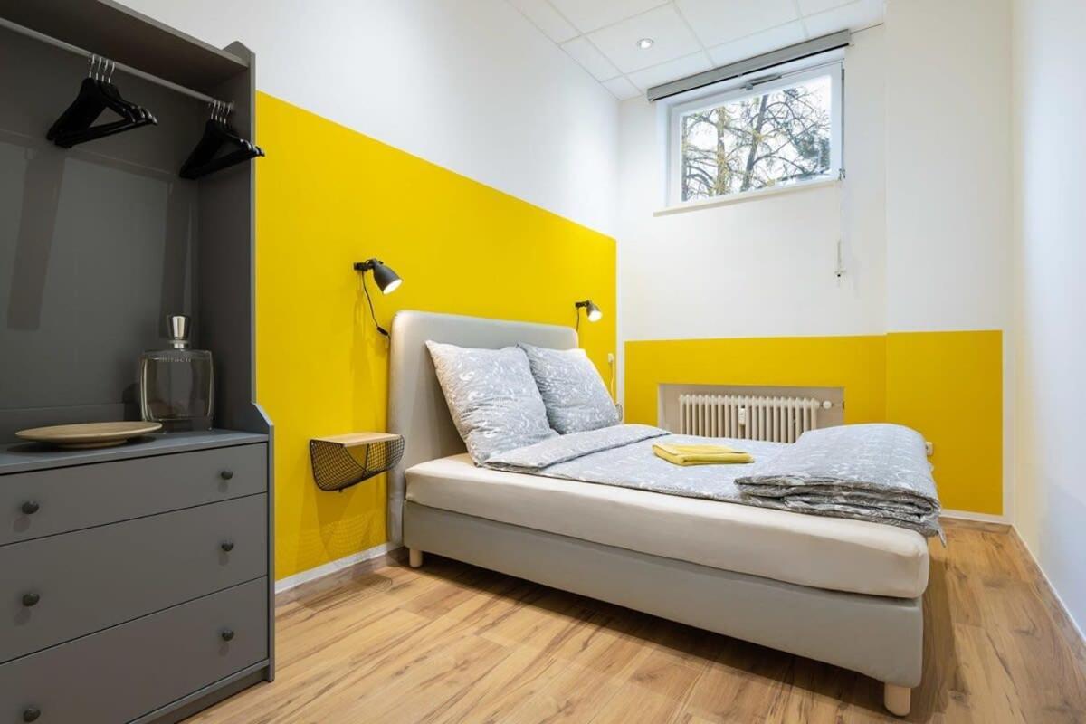 Big Central Apartment Near Rotkreuzplatz With 3 Bedroom For 12 Pax Мюнхен Екстериор снимка